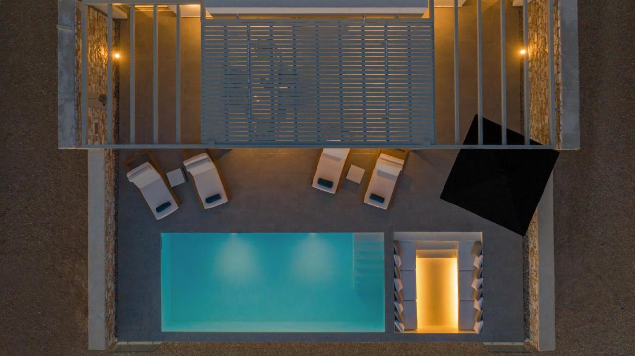 T7 Luxury Villas Paros Buitenkant foto