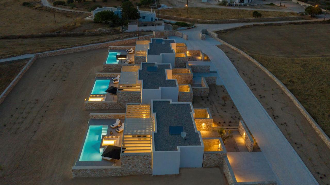T7 Luxury Villas Paros Buitenkant foto
