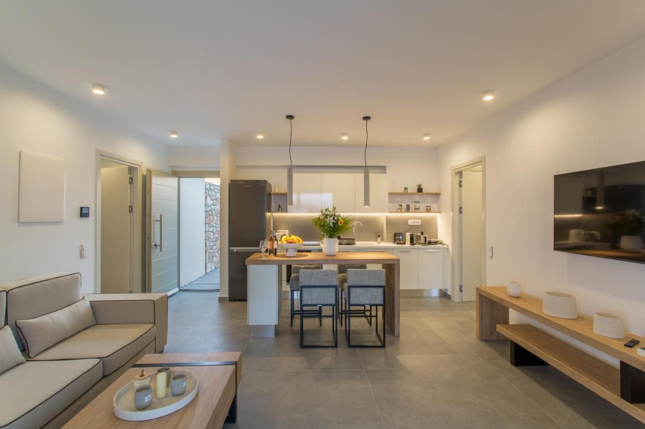 T7 Luxury Villas Paros Buitenkant foto