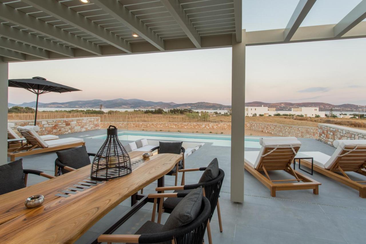 T7 Luxury Villas Paros Buitenkant foto