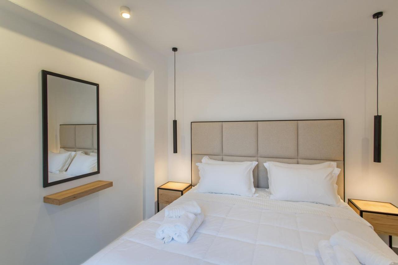 T7 Luxury Villas Paros Buitenkant foto