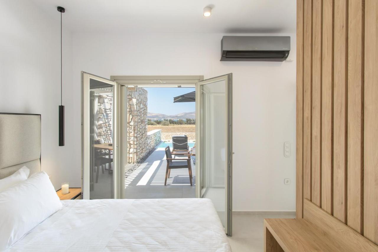 T7 Luxury Villas Paros Buitenkant foto