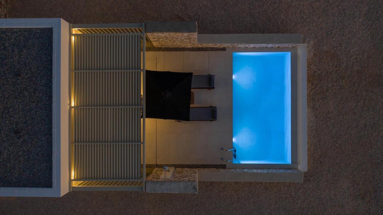 T7 Luxury Villas Paros Buitenkant foto